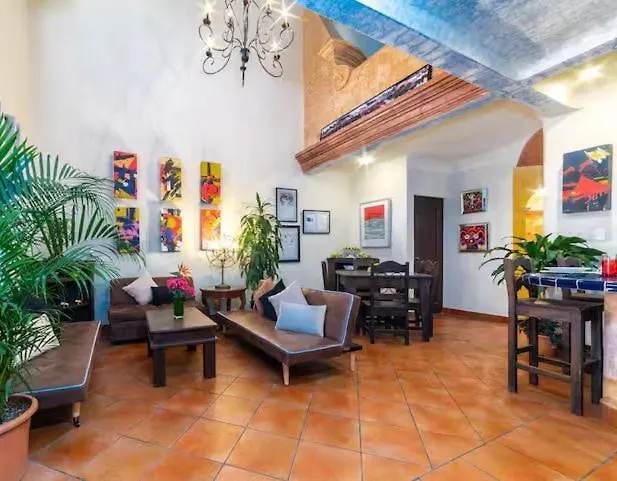Art Deco Loft - Petfriendly - 5 Min To Antigua Ctr Villa