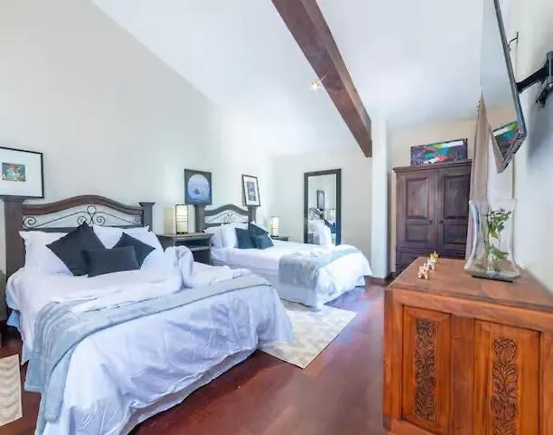 Art Deco Loft - Petfriendly - 5 Min To Antigua Ctr